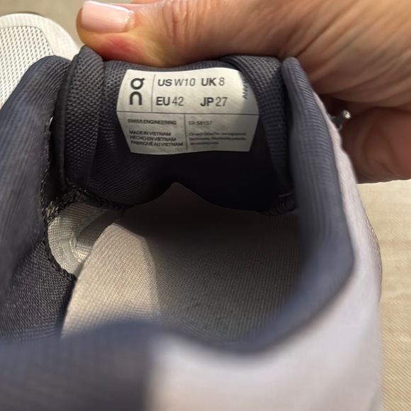 Women’s On Cloud 5 Pearl Frost Size 10 - Picture 5 of 8